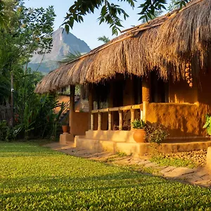 Resort The Mudhouse Marayoor 